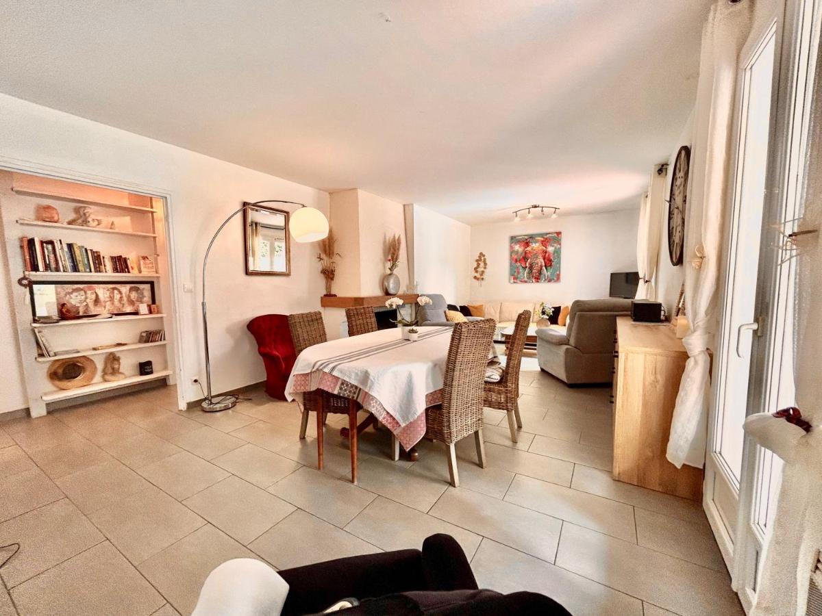 Villa 110M2, 7 Pers, Jacuzzi , 3 Chambres, Terrain Clos Et Arbore 2500M2 Trebes Bagian luar foto